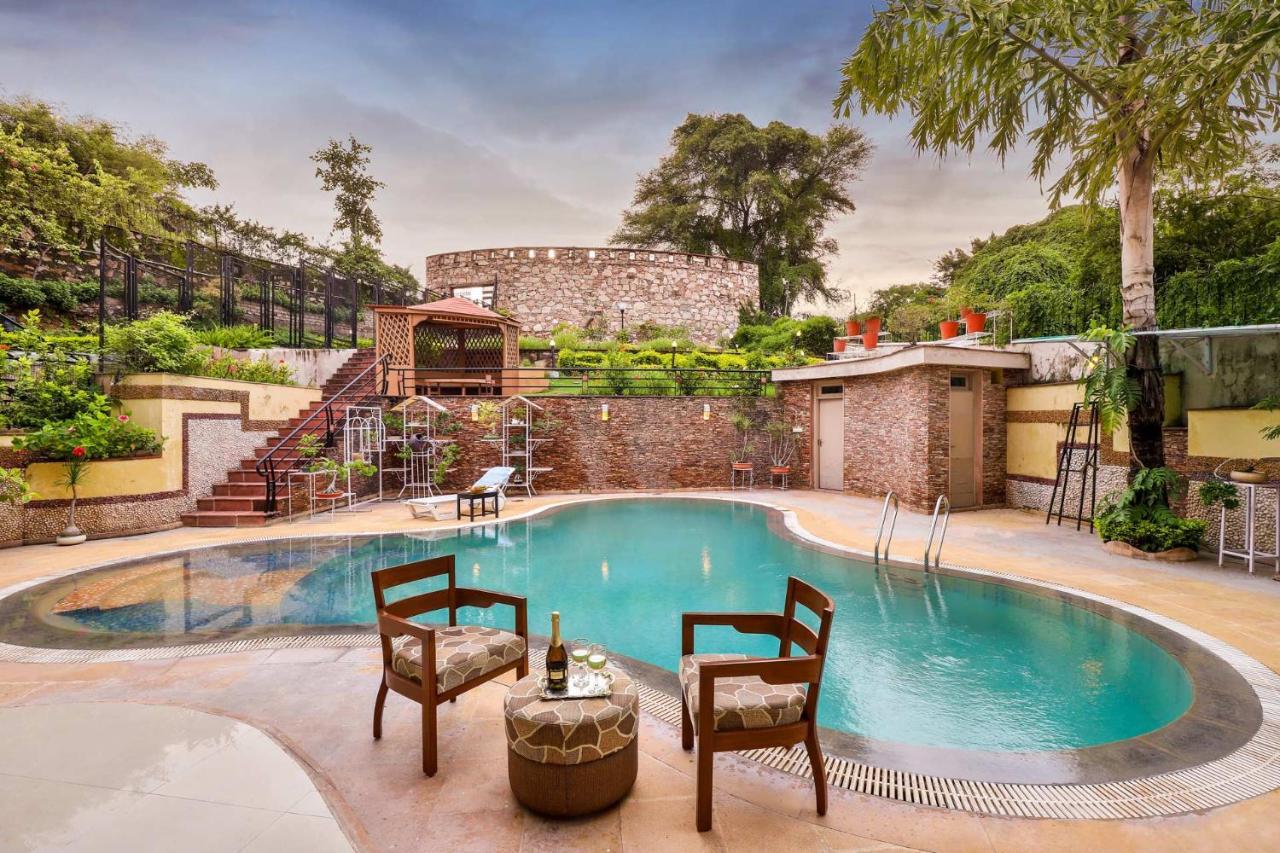 Stayvista'S Prakriti Farms With Outdoor Pool, Complimentary Breakfast And Hi-Tea Udaipur Extérieur photo