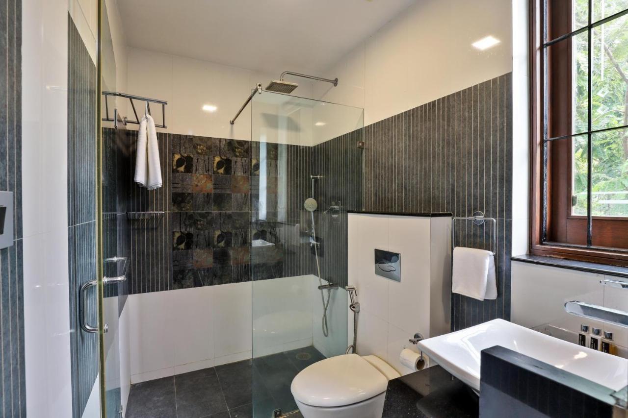 Stayvista'S Prakriti Farms With Outdoor Pool, Complimentary Breakfast And Hi-Tea Udaipur Extérieur photo